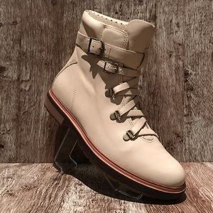 Timberland Cream Winter Boots